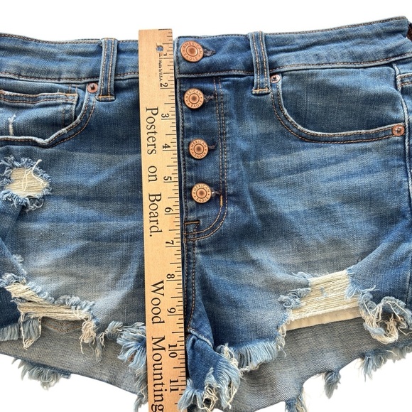 American Eagle Hi-Rise Shorties Shorts Super Stretch Size 8 Distressed Raw Hem - Picture 8 of 10